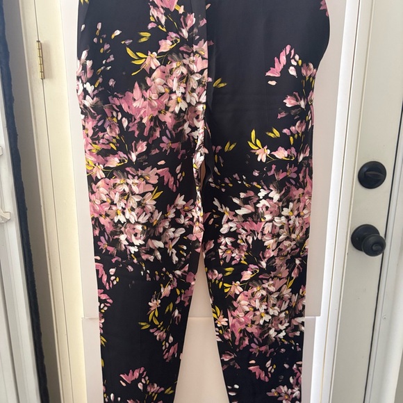 Escada Black Floral dress up pants ankle size 6 36 EU - Picture 6 of 13
